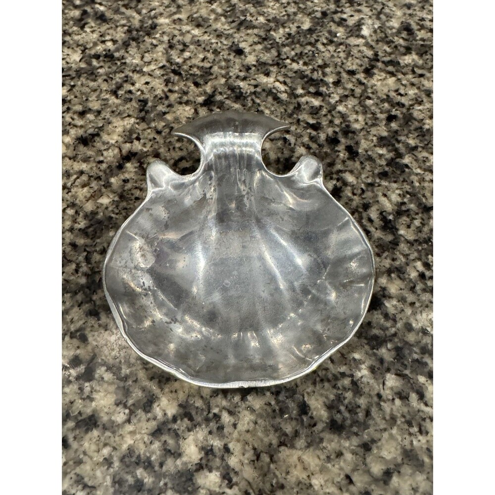 Vintage Wilton Armetale Metal Pewter Clam Scallop Shell Candy Dish Trinket Bowl